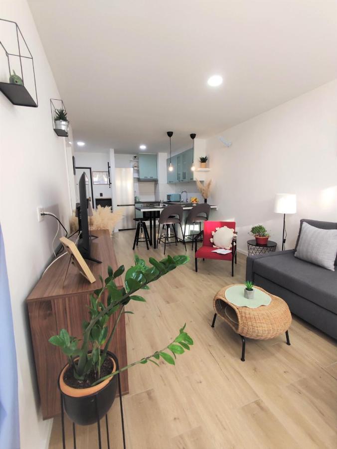 Center Apartment Pia Omiš Eksteriør bilde