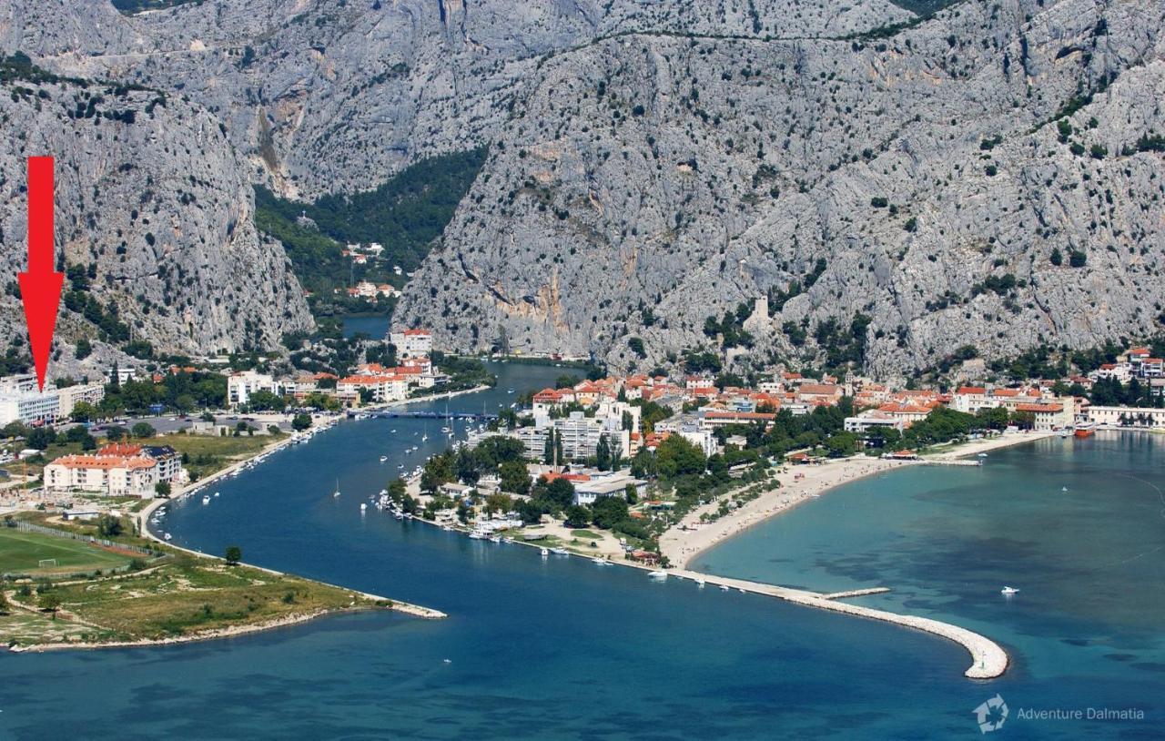 Center Apartment Pia Omiš Eksteriør bilde
