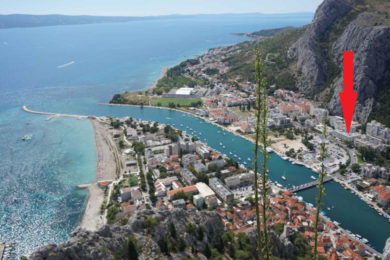 Center Apartment Pia Omiš Eksteriør bilde